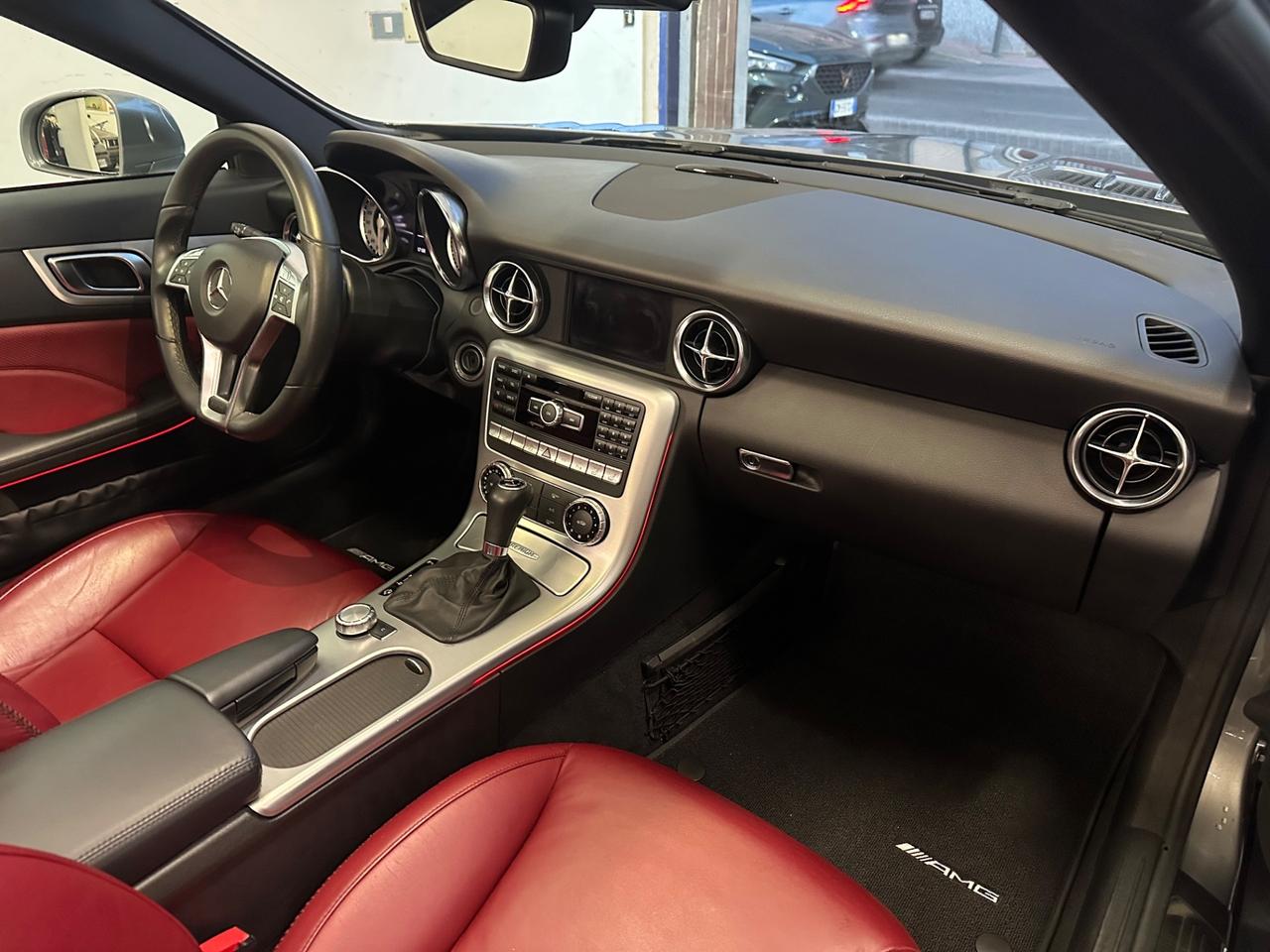 Mercedes-benz SLK 200 Premium - AMG Pack