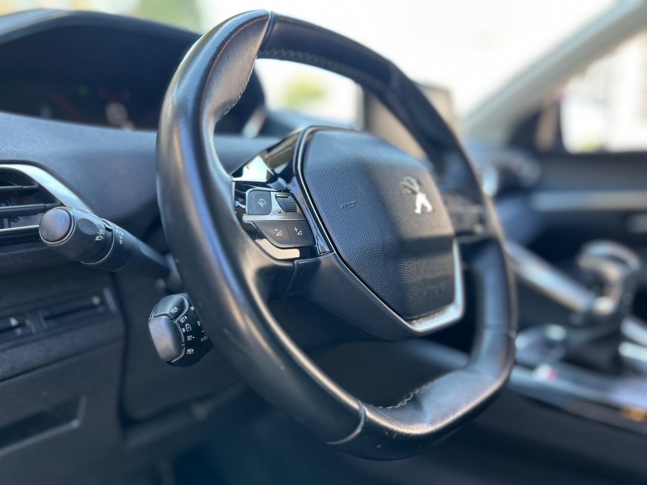 Peugeot 3008 BlueHDi 130 S&S Business