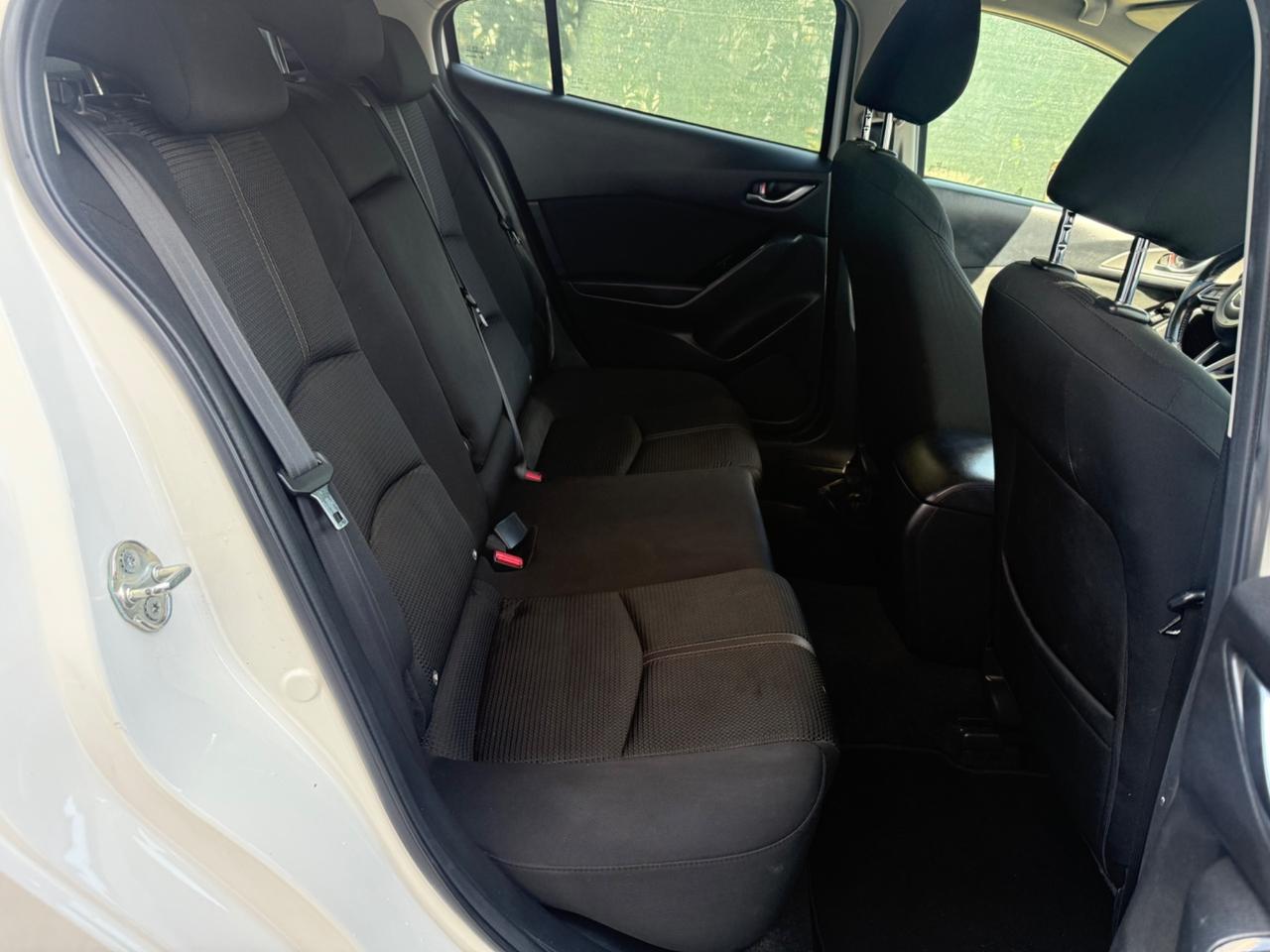 Mazda 3 1.5 Skyactiv-Diesel Euro 6B 11/2017 FULL