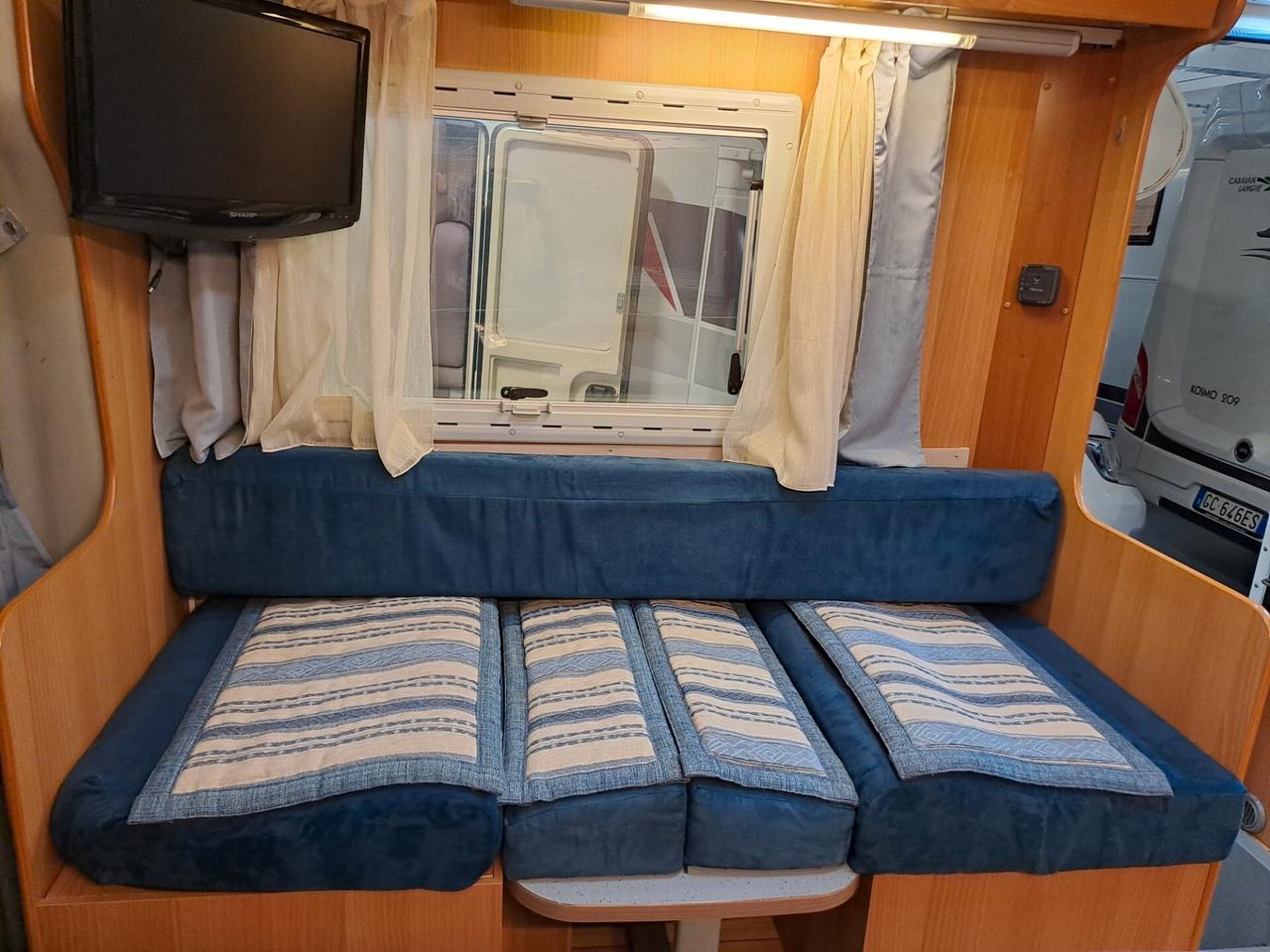 CAMPER MCLOUIS TANDY 640