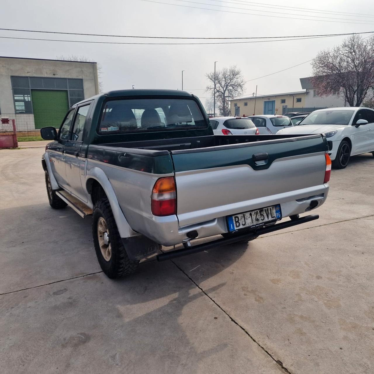 Mitsubishi L200 2.5 TDI 4WD Double Cab Pick-up FRIZIONE E TESTATA NUOVI
