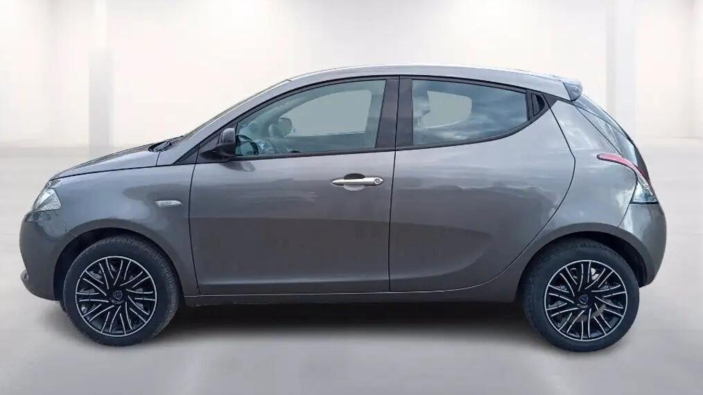 Lancia Ypsilon 1.0 FireFly 70cv Hybrid Gold
