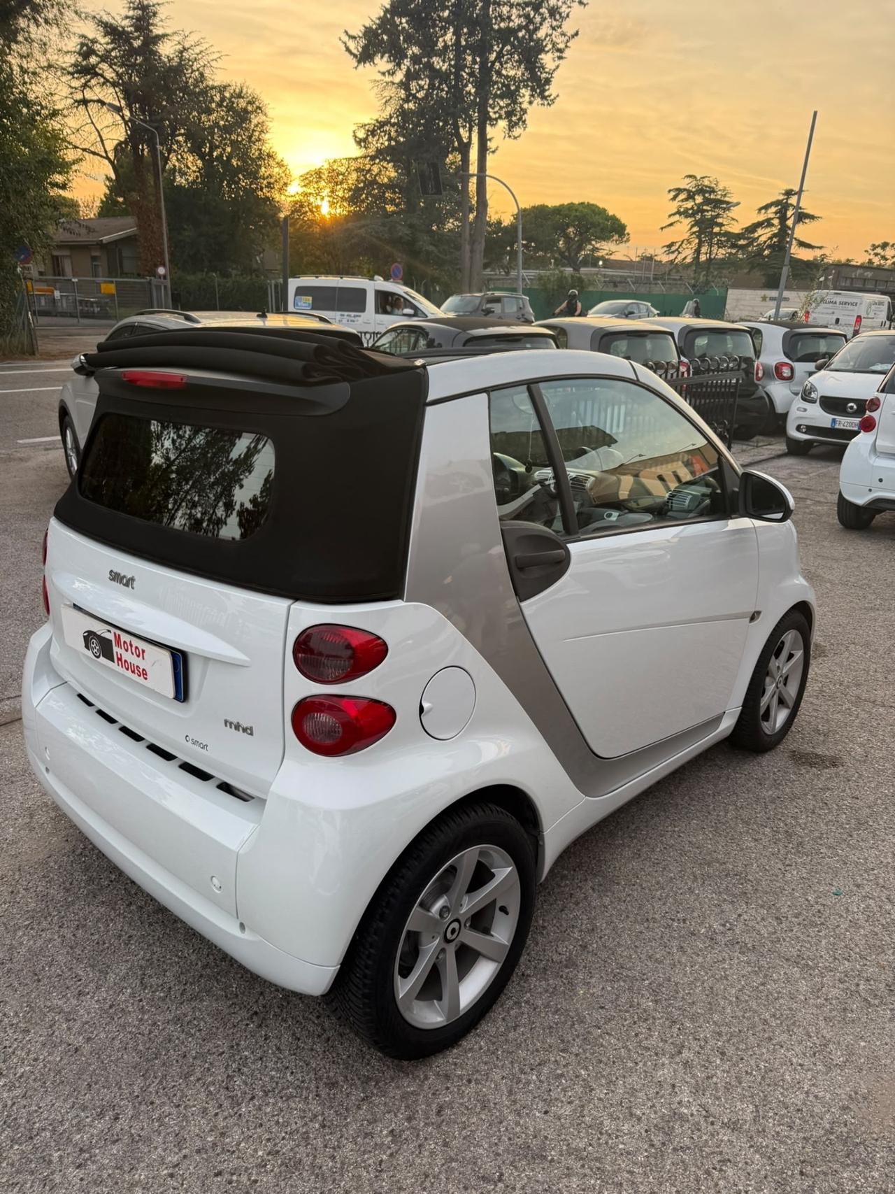Smart ForTwo 1000 52 kW MHD cabrio passion