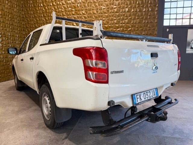 Mitsubishi L200 2.4 DI-D/154CV Double Cab Invite