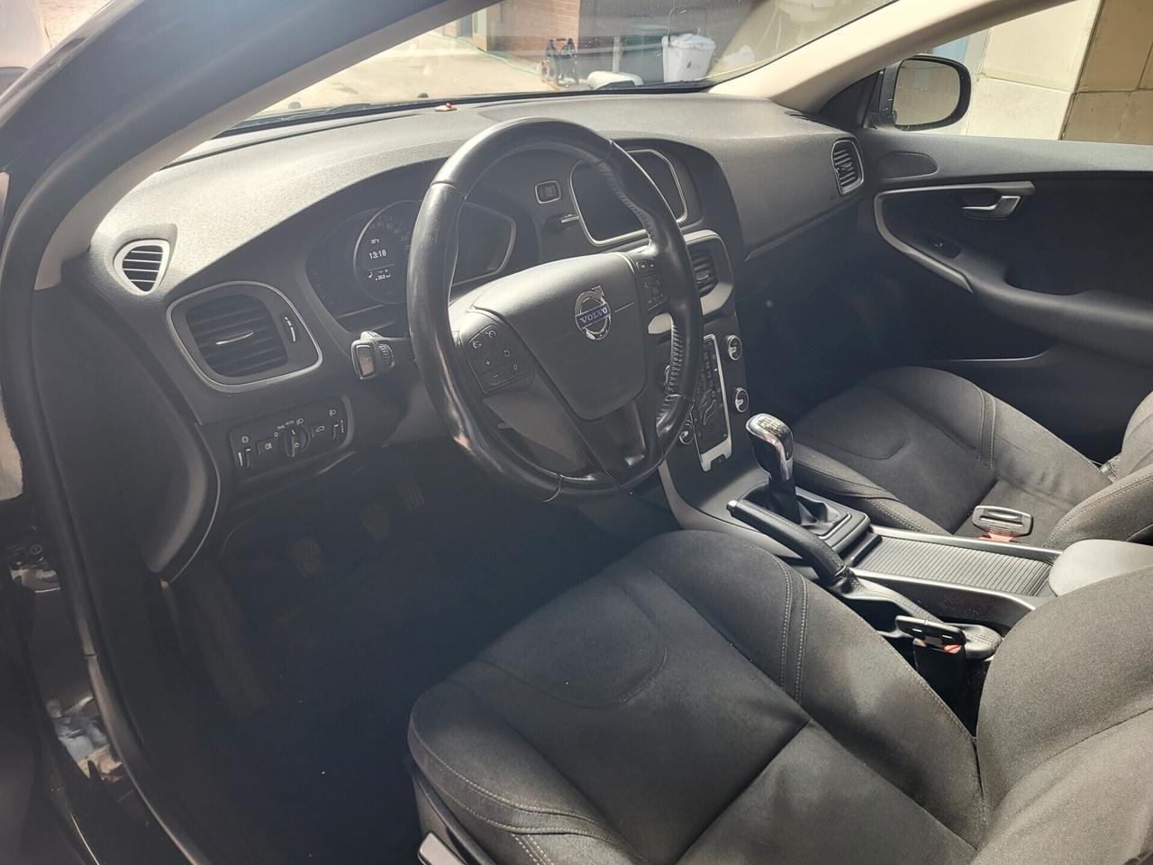 Volvo V40 D3 Momentum