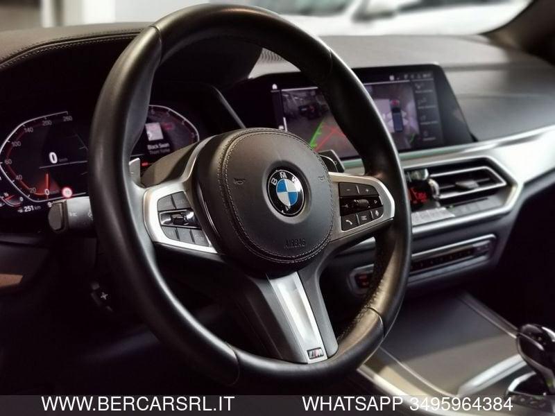 BMW X5 xDrive40i Msport *Head-up-Display*TETTO*Live Cockpit*Pacchetto-Parkassistent Plus*Surround View*