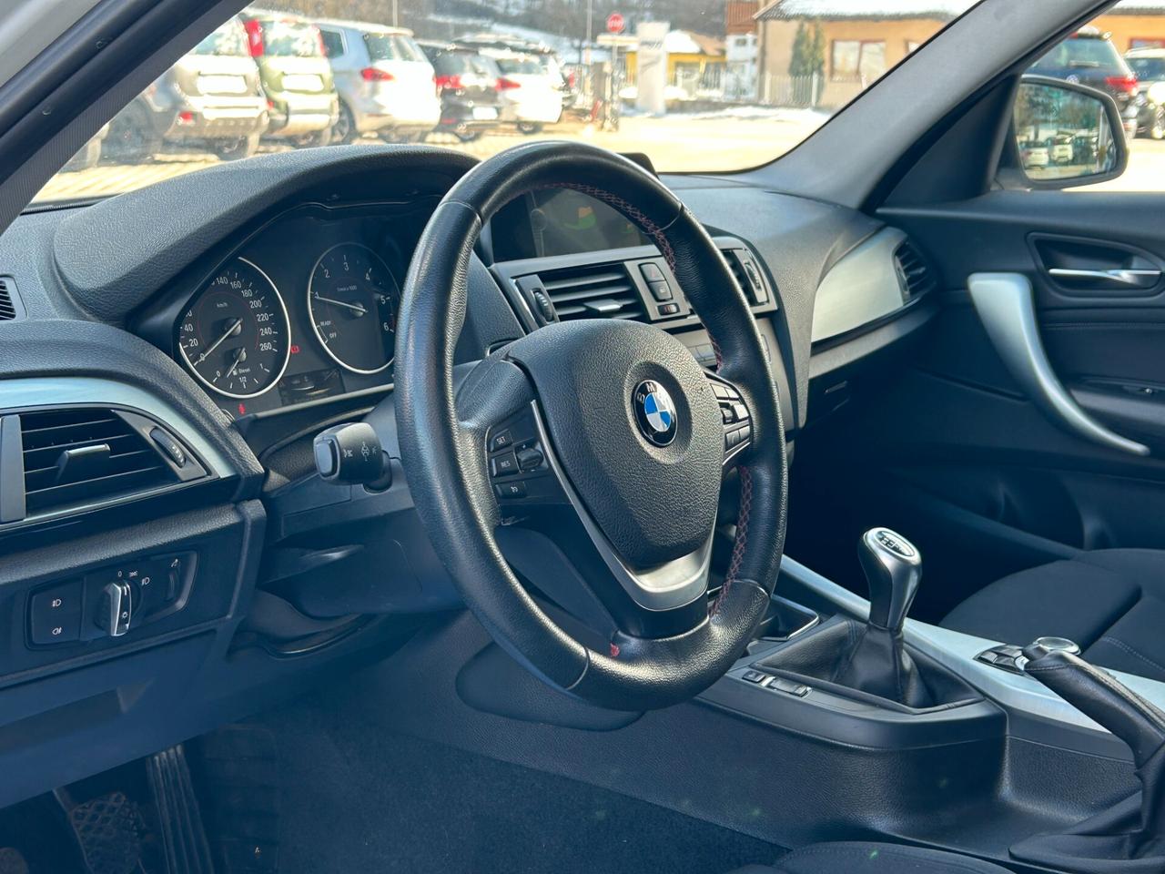 Bmw 118 118d xDrive 5p. Sport 4x4 "NEOPATENTATI"