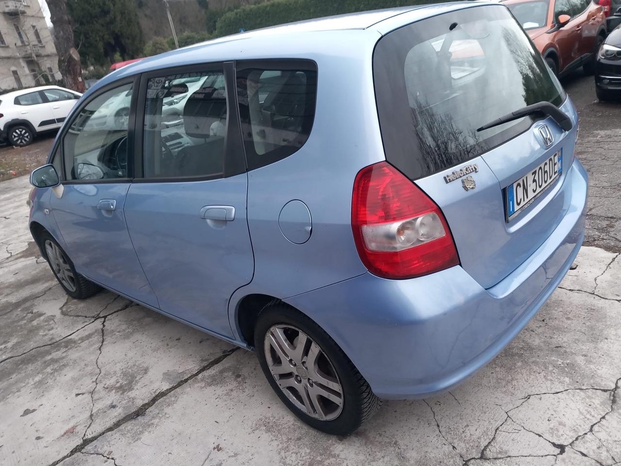 Honda Jazz 1.4 i-DSi 5p. 7 Speed CVT Graph.