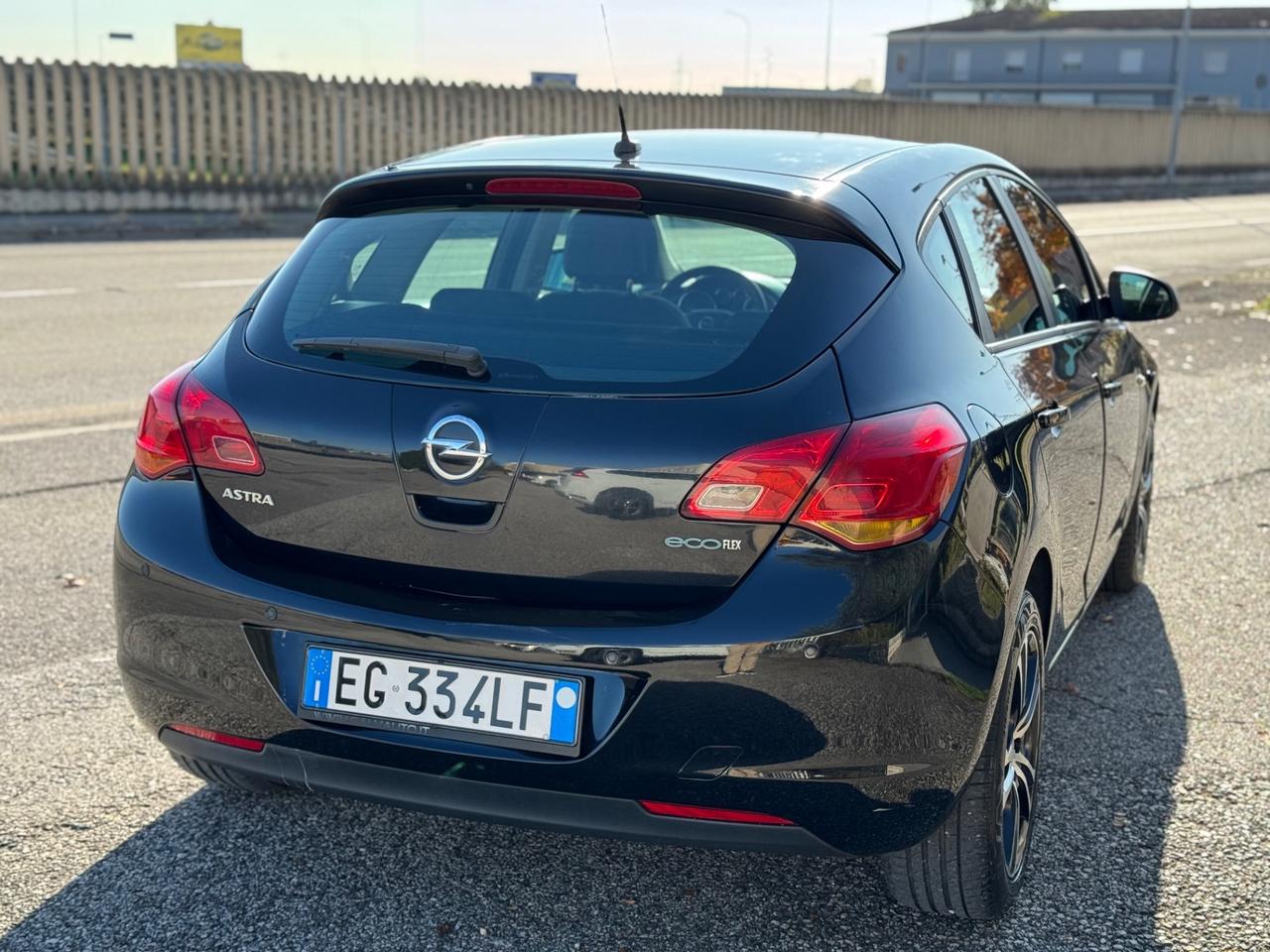 Opel Astra 1.3 CDTI 95CV Euro 5 Neopatentati