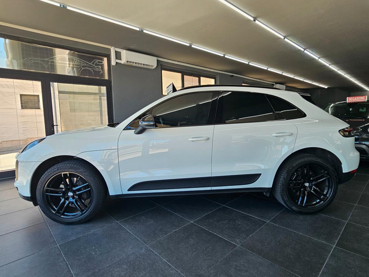 Porsche Macan 2.0 CHRONO SPORT PLUS