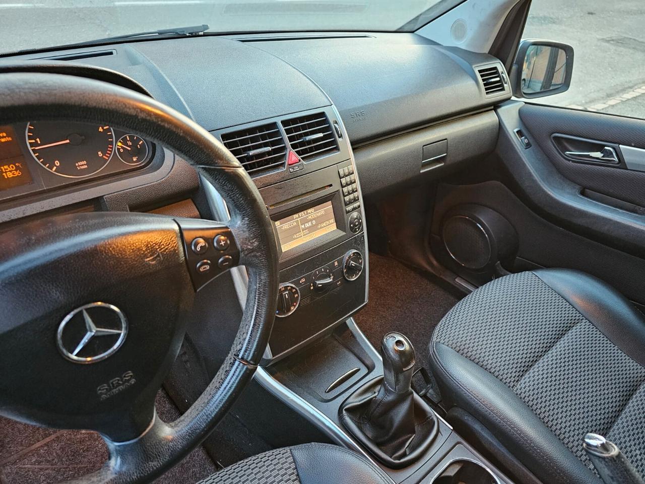 Mercedes-benz A 180 CDI 110cv Avantgarde*Pelle*Cerchi*Neop*