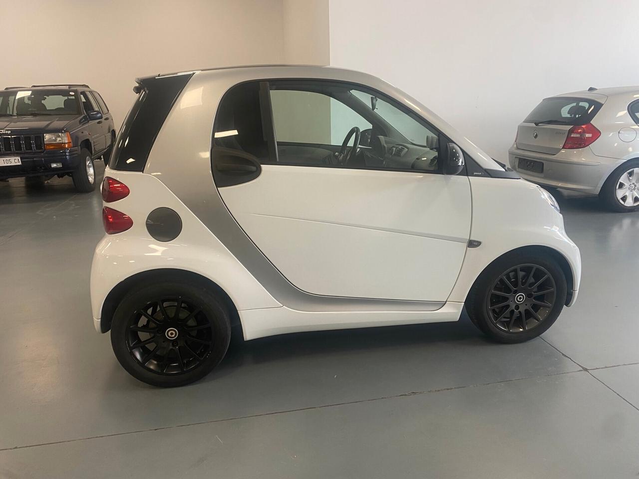 Smart ForTwo 1000 52 kW coupé passion