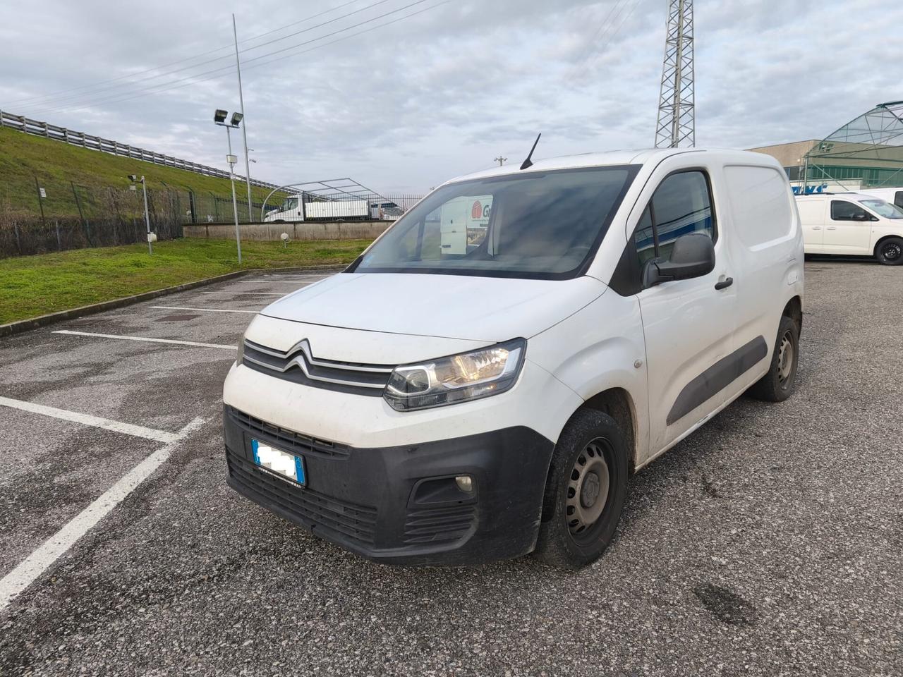 Citroen Berlingo Furgone 1.6 HDI 99CV cv 3 POSTI IN CABINA EURO6