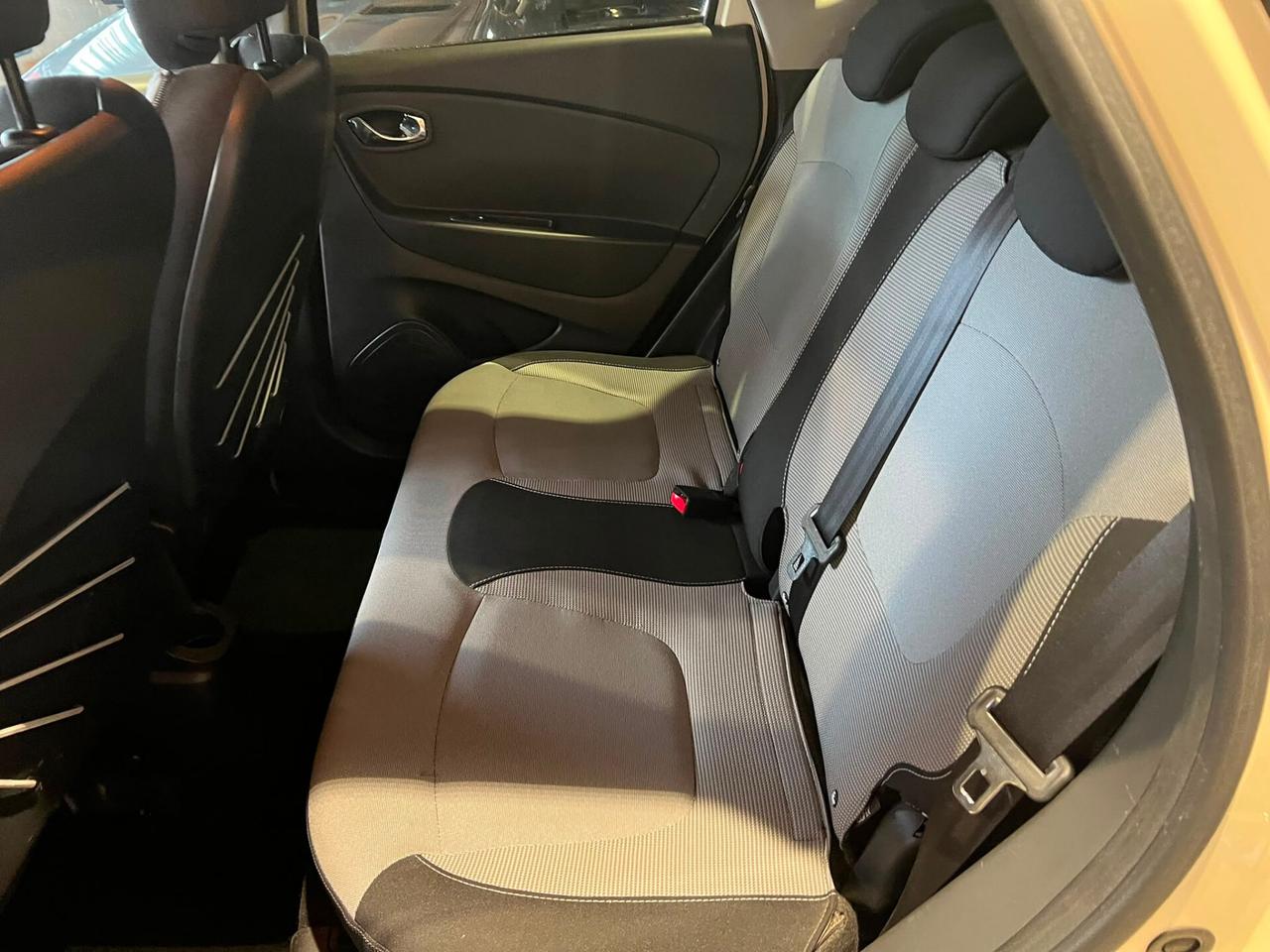Renault Captur 1.5 110 CV Energy R-Link 2015