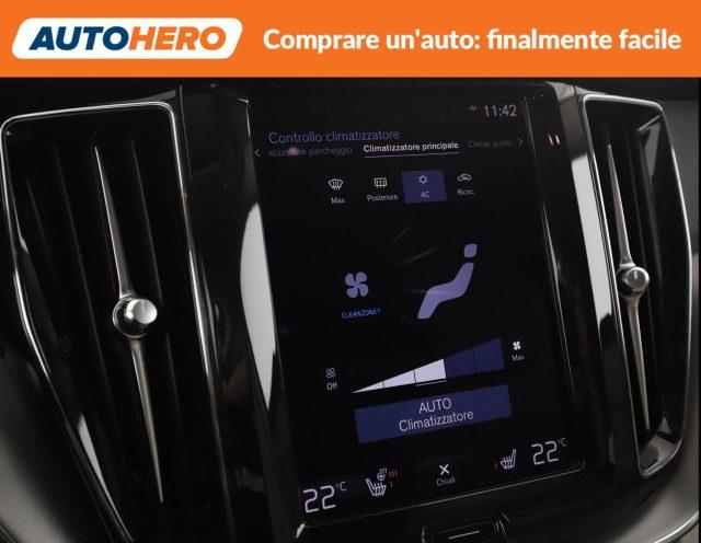 VOLVO XC60 B4 Geartronic Momentum Pro