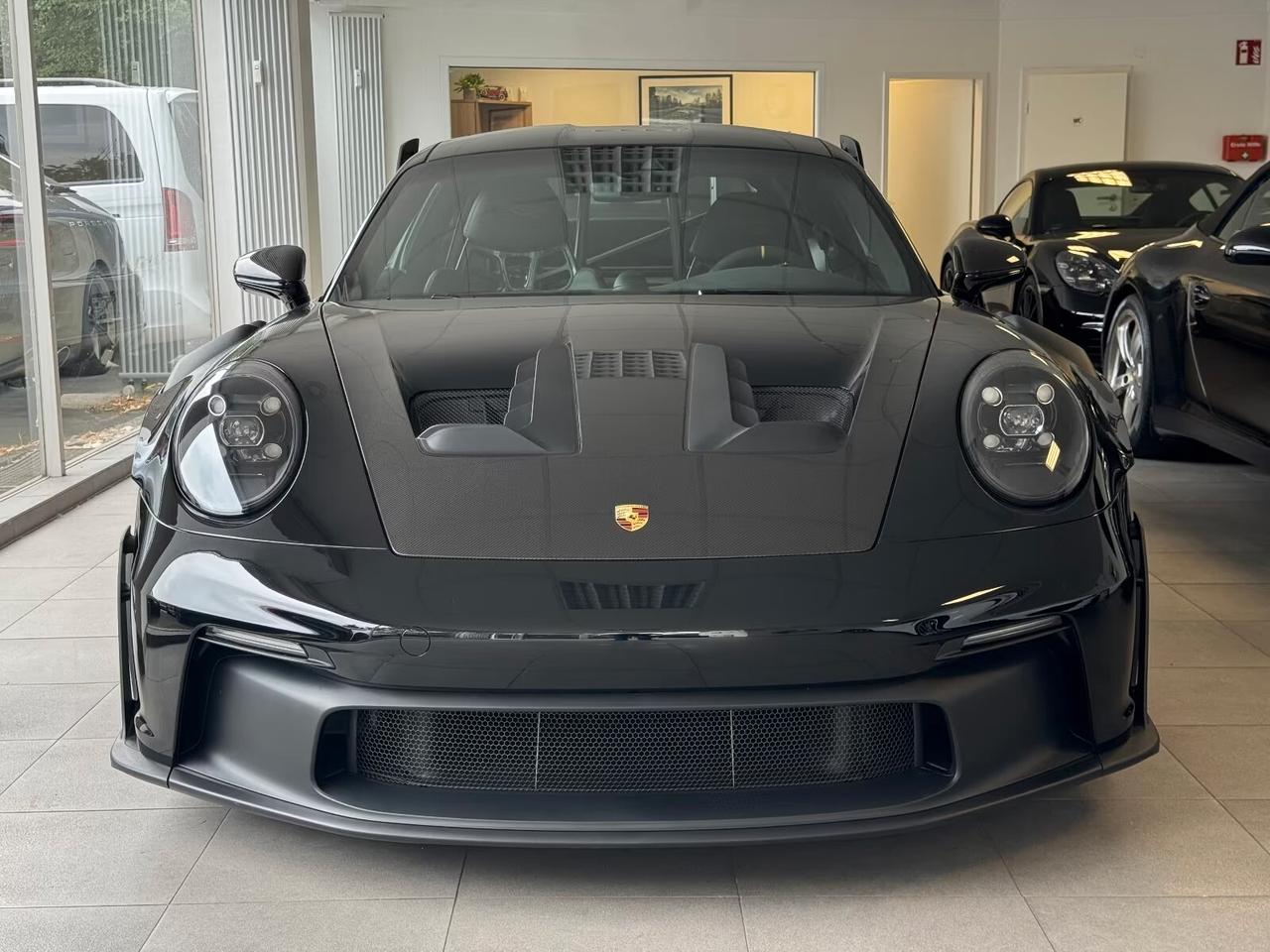 Porsche 911 GT3 RS Weissach