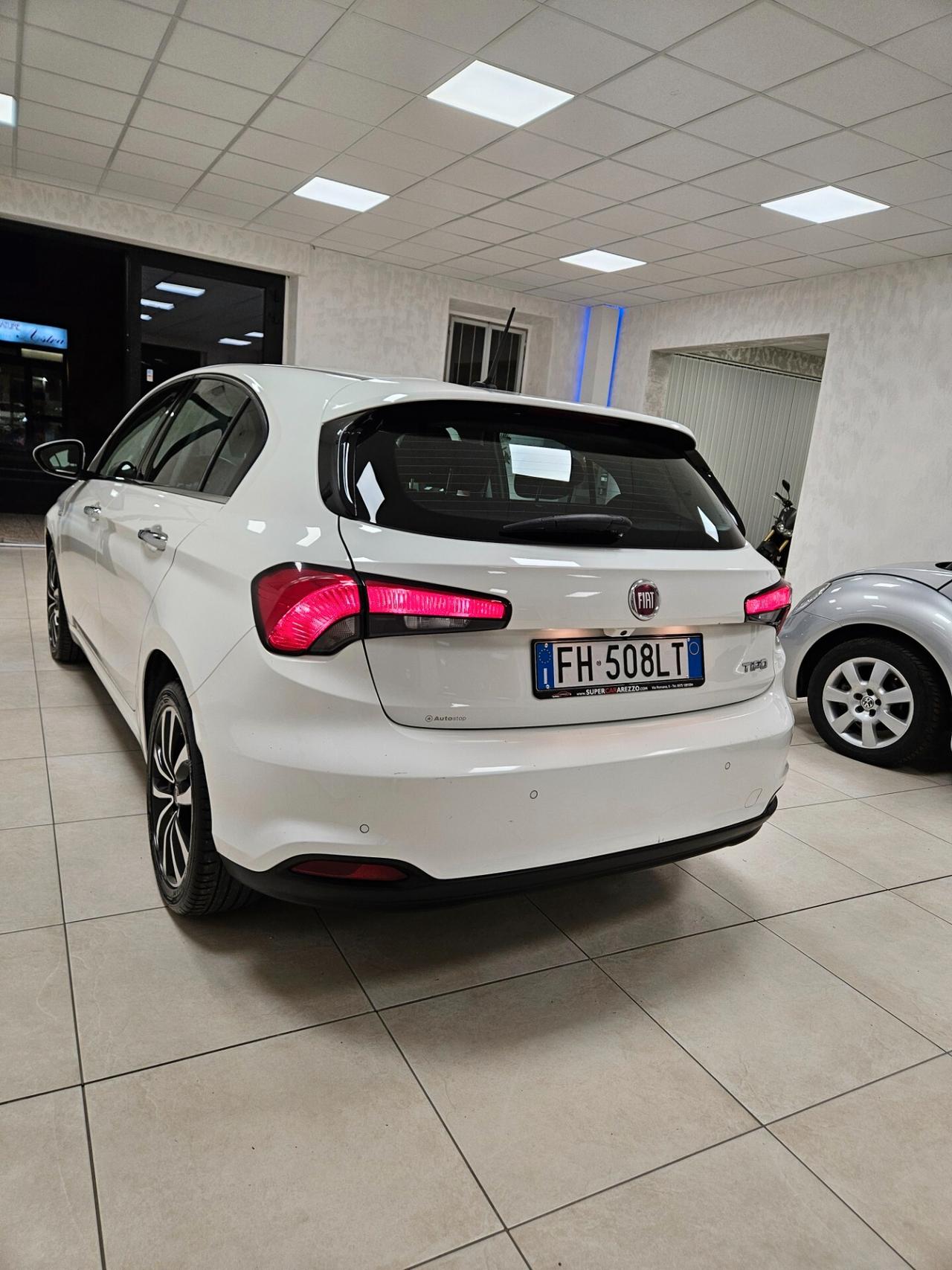 Fiat Tipo 1.6 Mjt S&S 5 porte Lounge