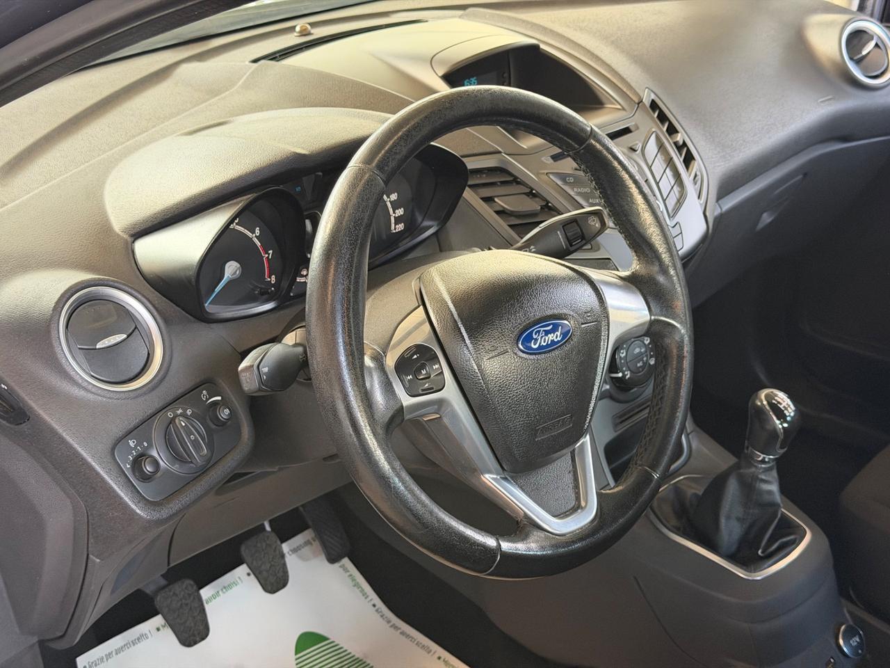 Ford Fiesta 1.2 60CV 5 porte Titanium
