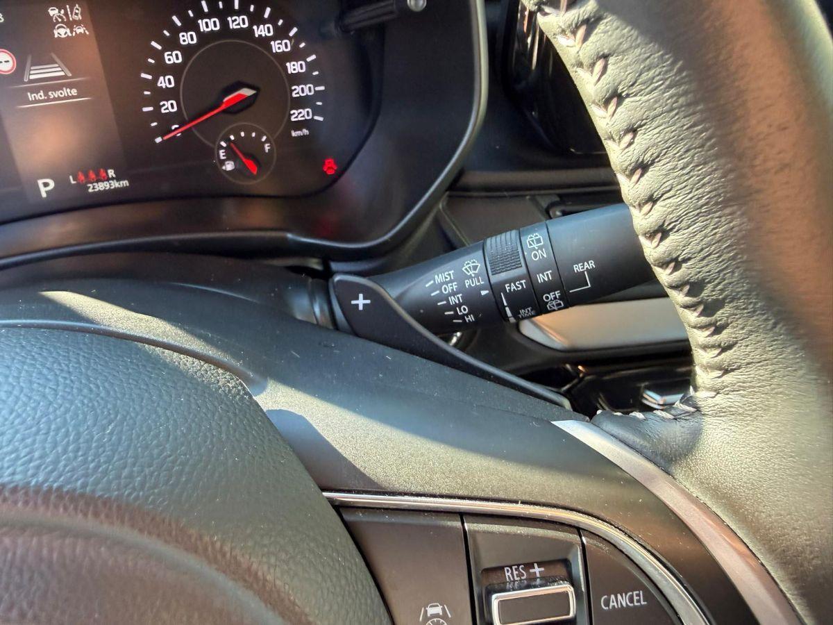 SUZUKI - Swift - 1.2 Hybrid CVT Top