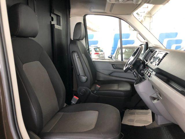 VOLKSWAGEN Crafter 30 2.0 TDI 140CV PST-TA Furgone Logistic