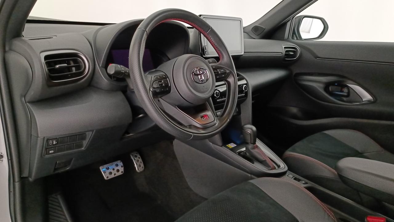 TOYOTA Yaris Cross 1.5h GR Sport fwd 116cv e-cvt