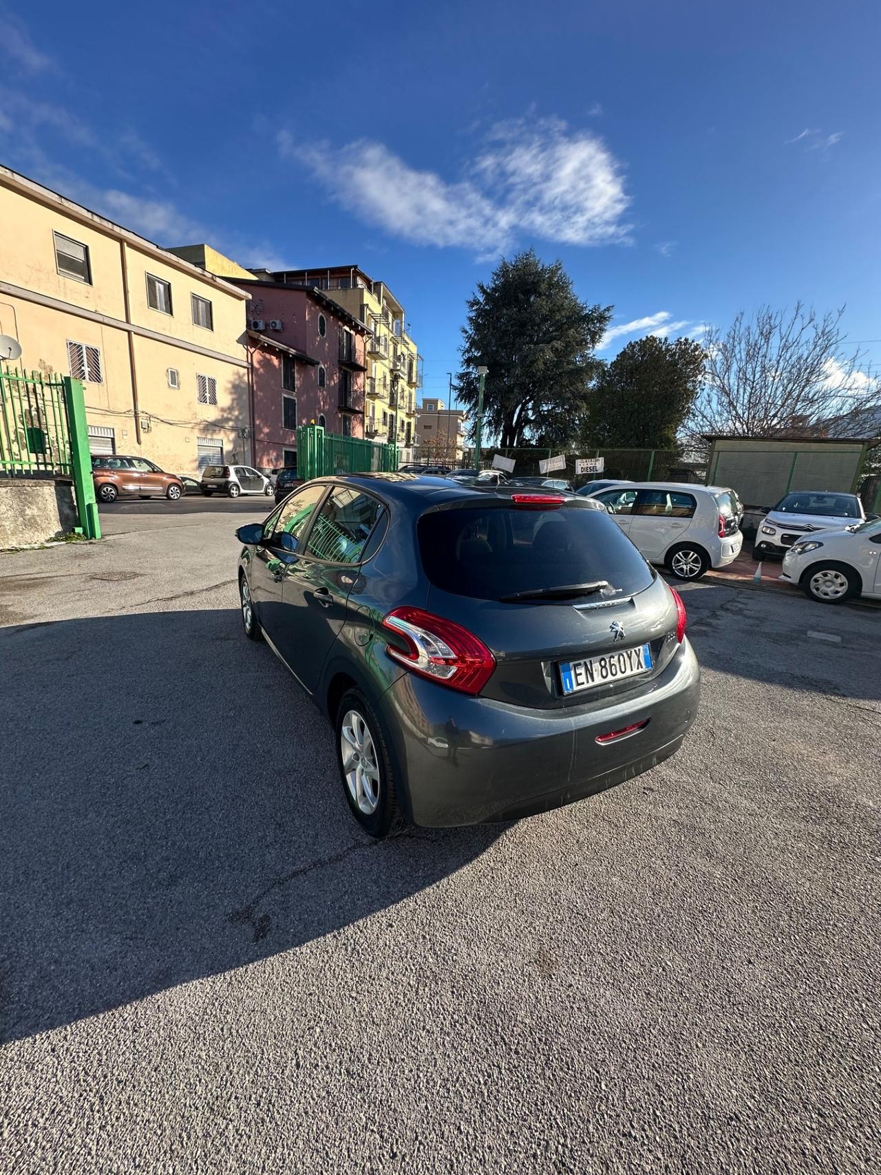 Peugeot 208 1.4 HDi 68 CV 5 porte Active