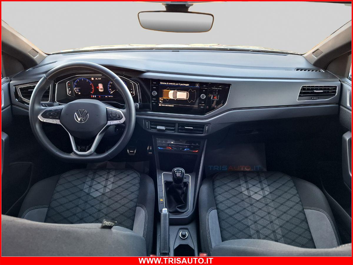 VOLKSWAGEN Taigo 1.0 TSI R-line NEOPATENTATI (TETTO APRIBILE)