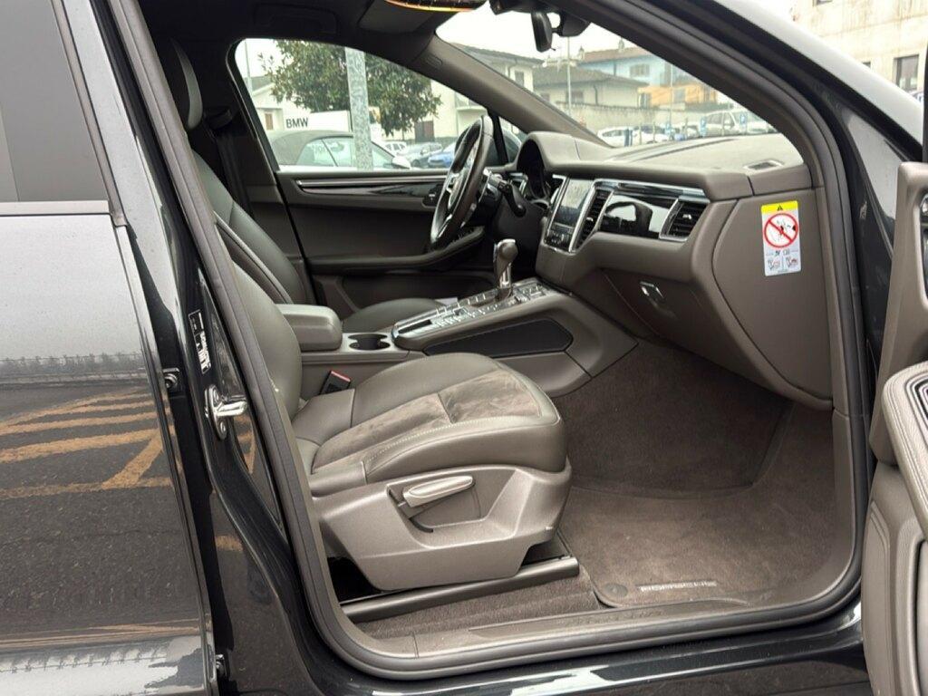 Porsche Macan 2.0 PDK