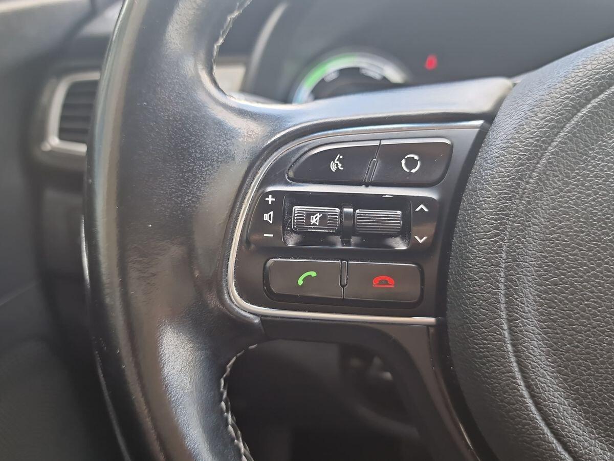 KIA NIRO HEV (FULL-HYBRID) STYLE