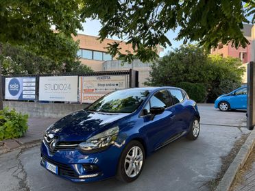Renault Clio 0.9 TCE KM. 71000!