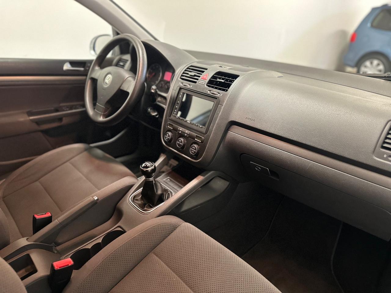Volkswagen Golf 1.6 5p. Comfortline