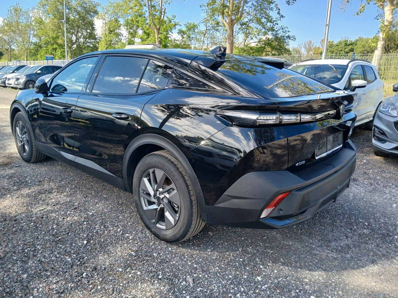 Peugeot 408 Hybrid 136 e-DCS6 Allure