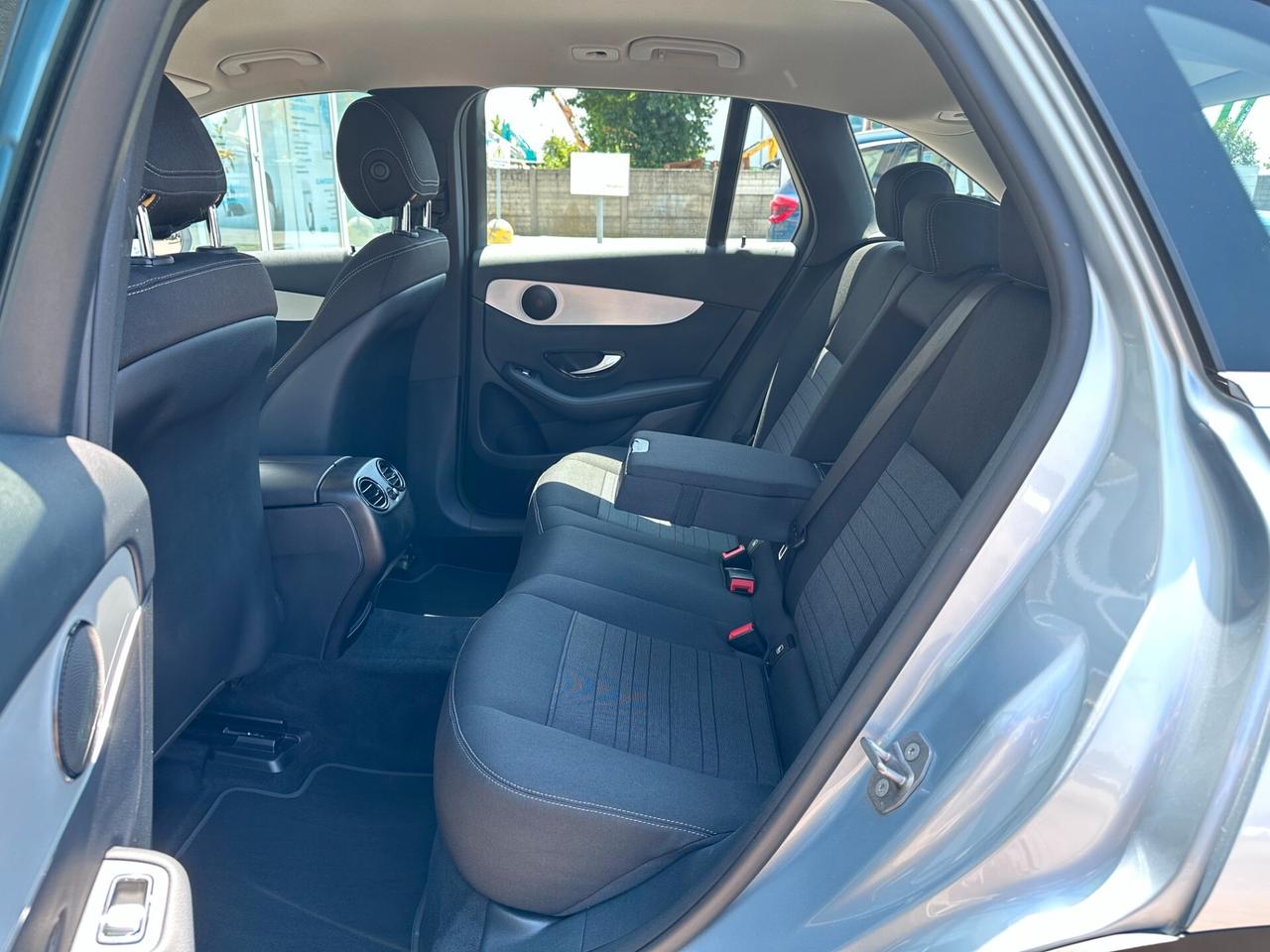 MERCEDES GLC 220d 4MATIC AUTOMATICA! EURO6b! NAVI!