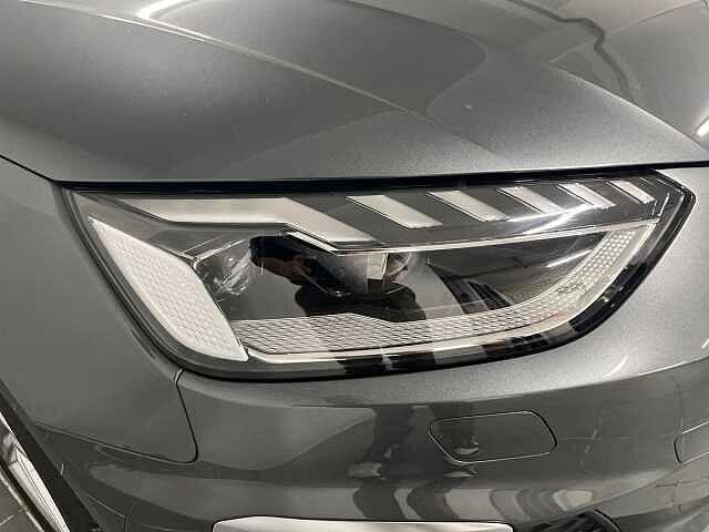Audi A4 Avant 40 TDI quattro S tronic S line edition