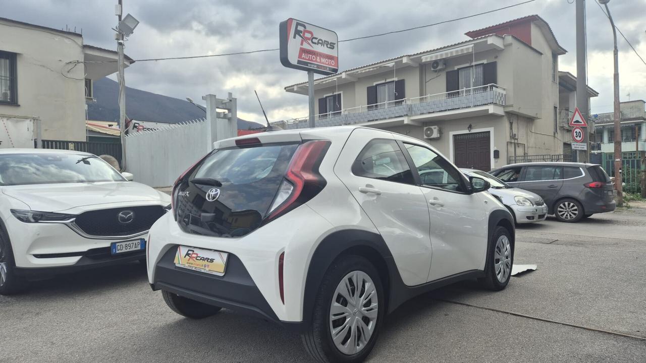 Toyota Aygo X 1.0 VVT-i 72 CV 5 porte Lounge S-CVT