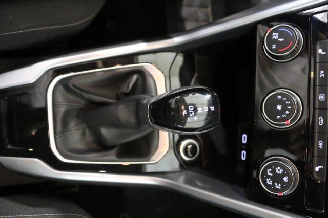 VOLKSWAGEN T-Roc 1.5 TSI ACT DSG Style