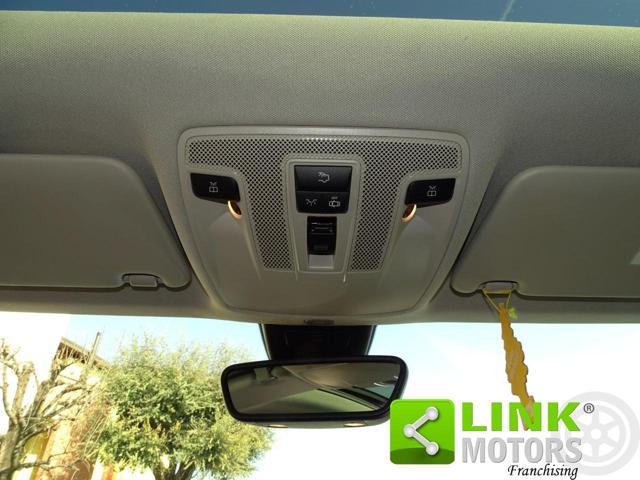 MERCEDES-BENZ CLA 200 Premium 156 CV CAMBIO AUTOMATICO