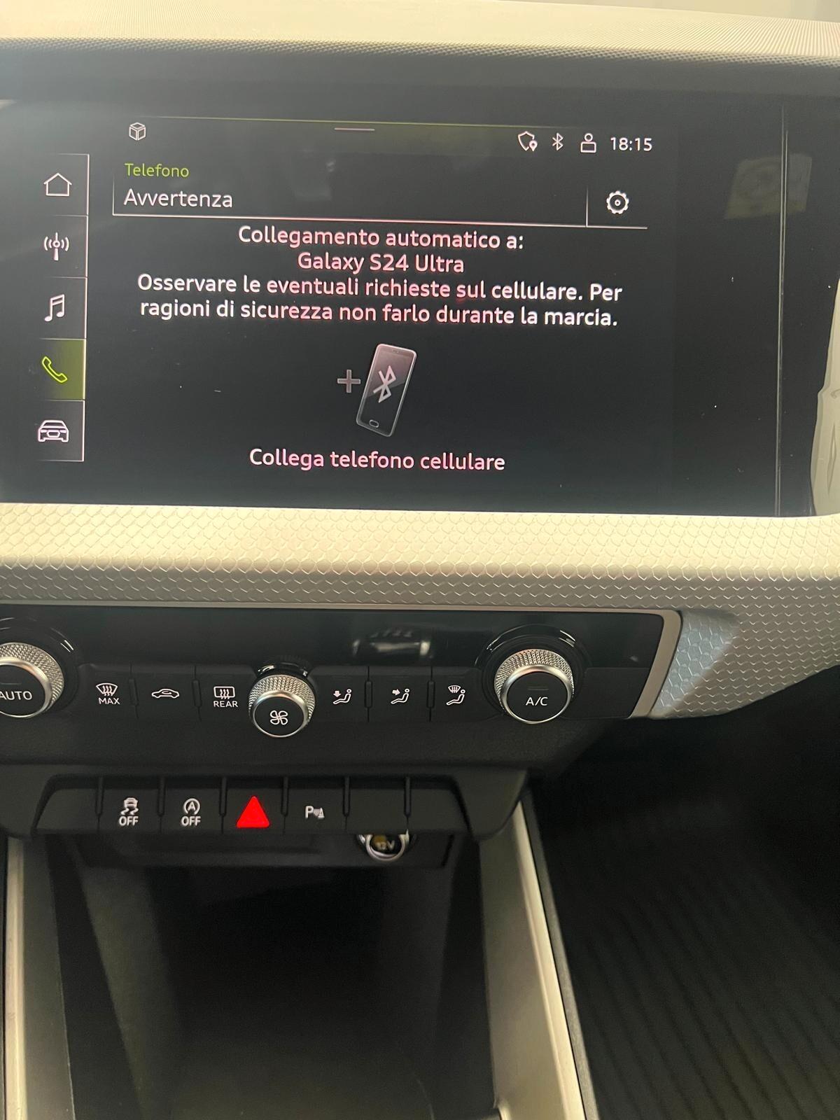 Audi A1 citycarver 30 TFSI Identity Contrast