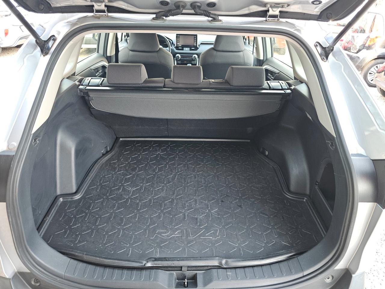 Toyota RAV 4 RAV4 2.5 HV (218CV) E-CVT 2WD Business