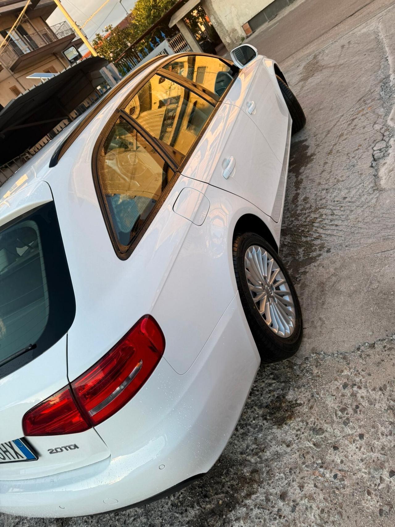Audi A4 Avant 2.0 TDI 143CV F.AP.