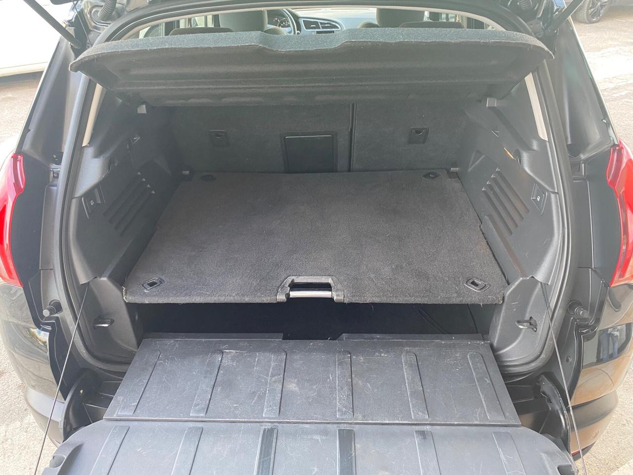 Peugeot 3008 1.6 HDi 115CV Active