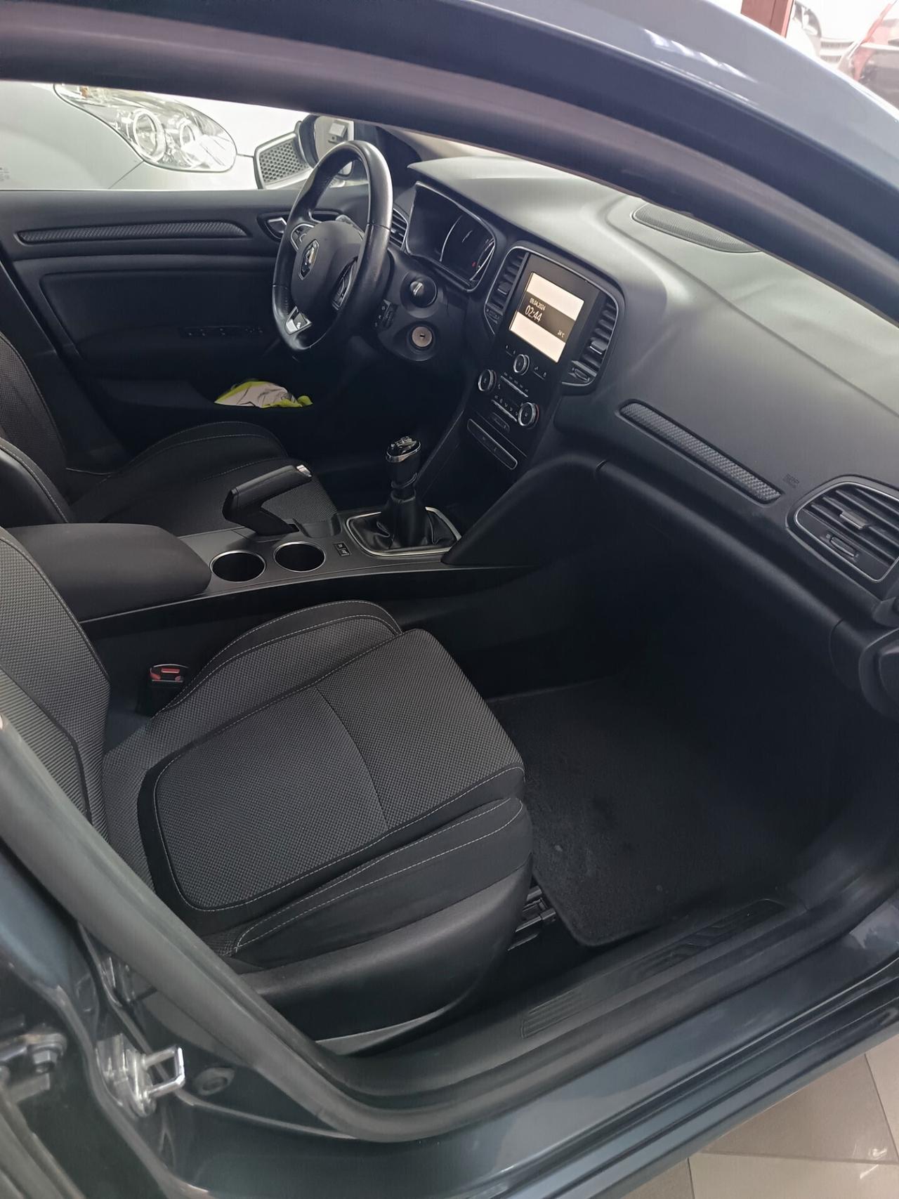 Renault Megane Mégane Sporter Blue dCi 115 CV EDC Intens