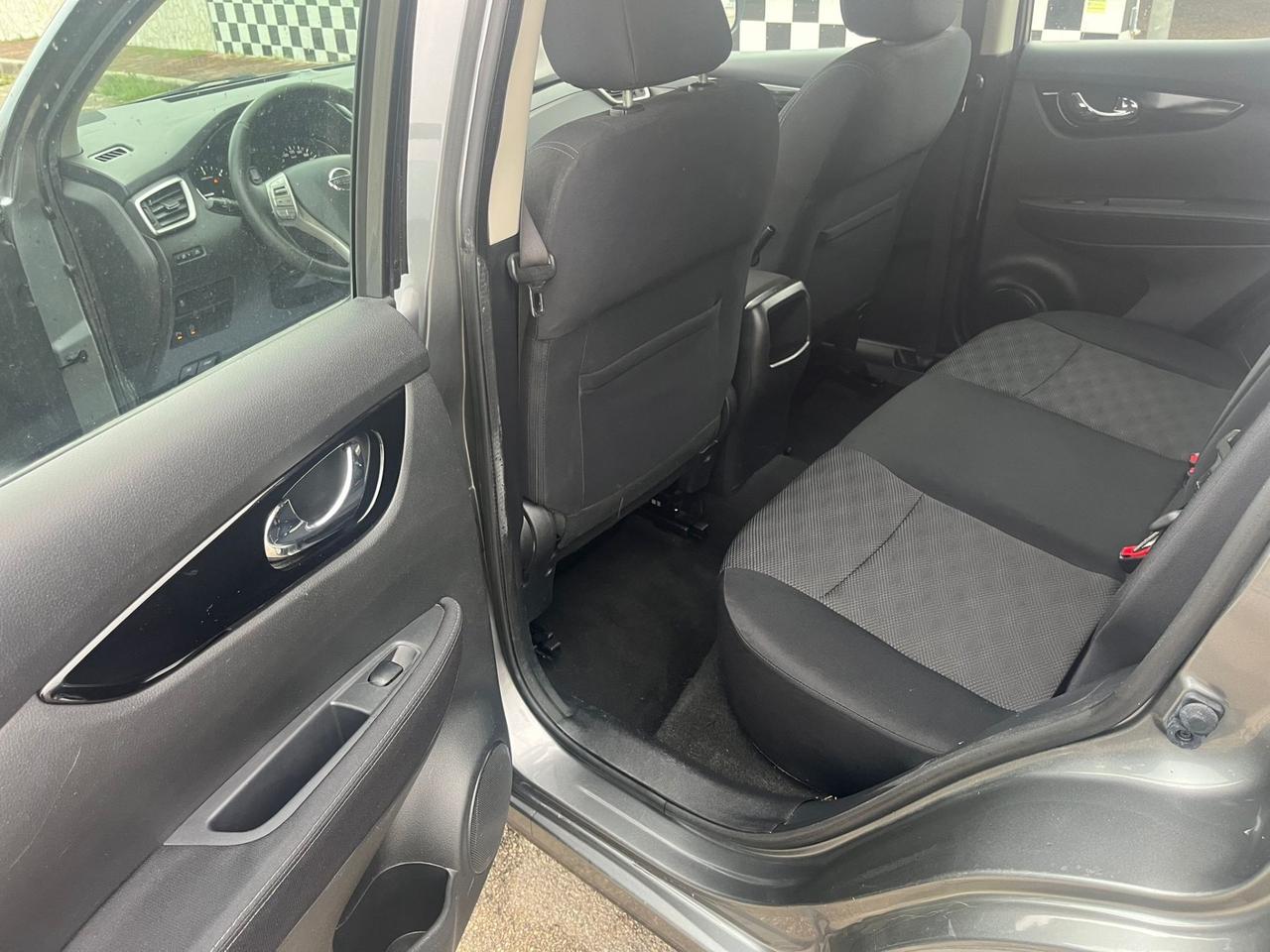 Nissan Qashqai 1.6 dCi Tekna Unipro 2015