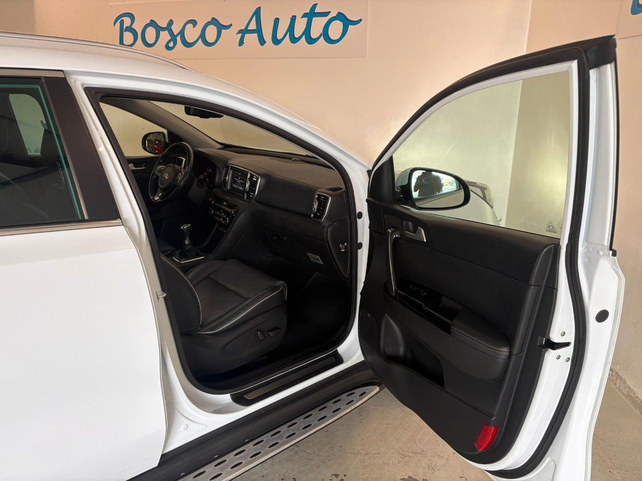Kia Sportage 2.0 crdi Rebel Techno Pack awd 136cv