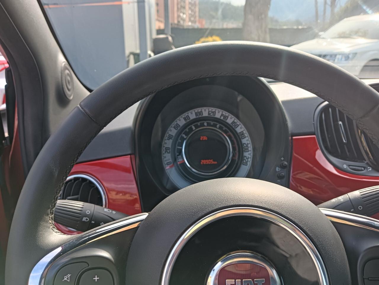 Fiat 500 1.0 Hybrid Red