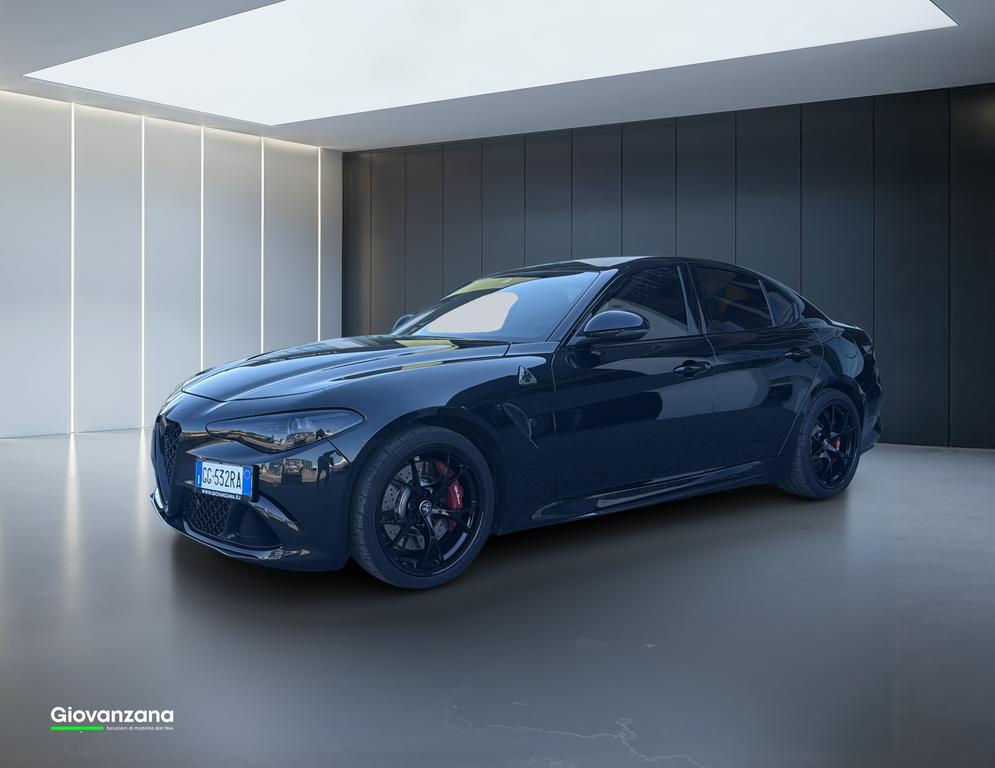 Alfa Romeo Giulia Giulia 2.9 V6 Quadrifoglio 510cv auto SCARICO AKRAPOVIC