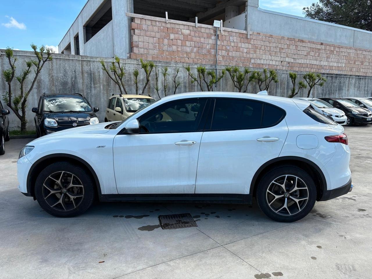 Alfa Romeo Stelvio 2.2 210cv AT8 Q4 Executive X COMMERCIANTI