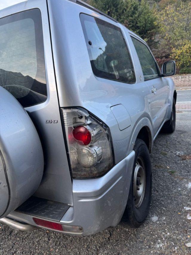 MITSUBISHI Pajero 3.2 16V DI-D 3p. AUTOCARRO