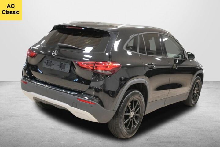 MERCEDES GLA 180D AUTOMATIC BUSINESS SOLUTION 115 CV
