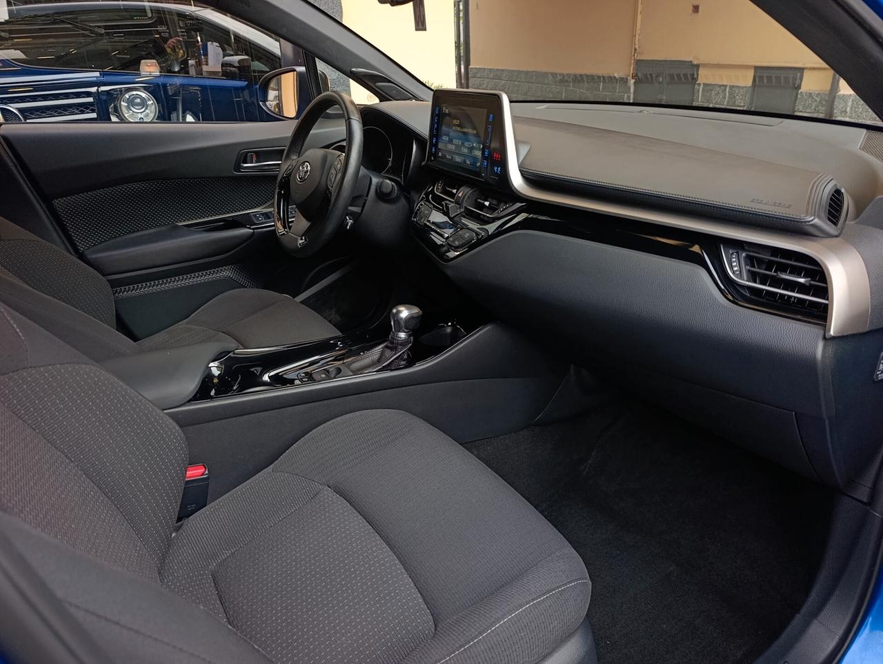 Toyota C-HR 1.8 Hybrid E-CVT Trend tagliandata Toyota